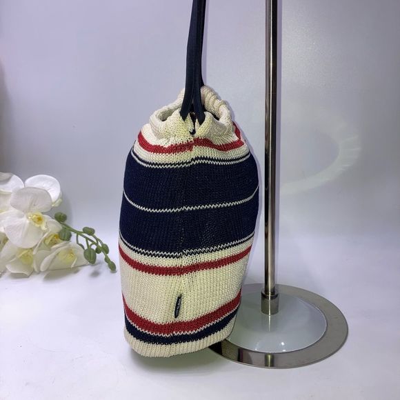 The Sak Knitt Shoulder Bag Medium - Picture 4 of 12